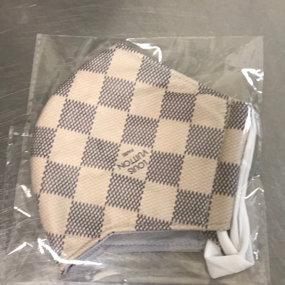 Louis Vuitton inspire face mask .